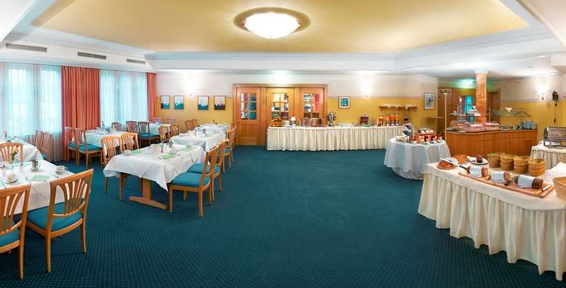 Schwarzwaldhotel Gengenbach Restaurant photo