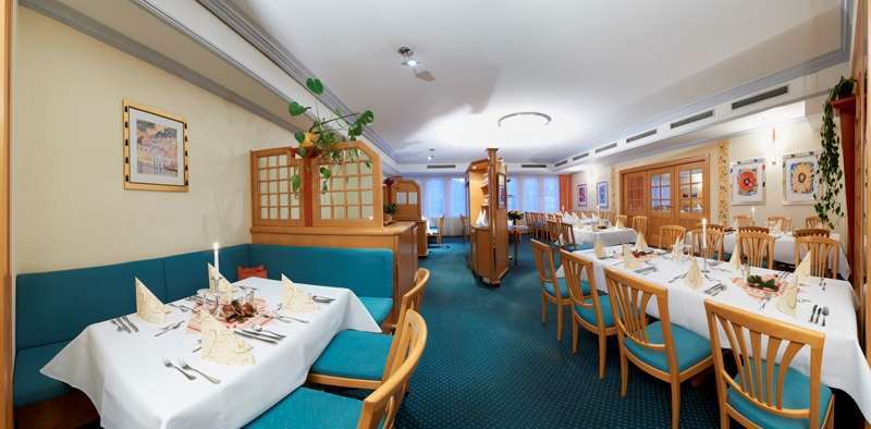 Schwarzwaldhotel Gengenbach Restaurant photo